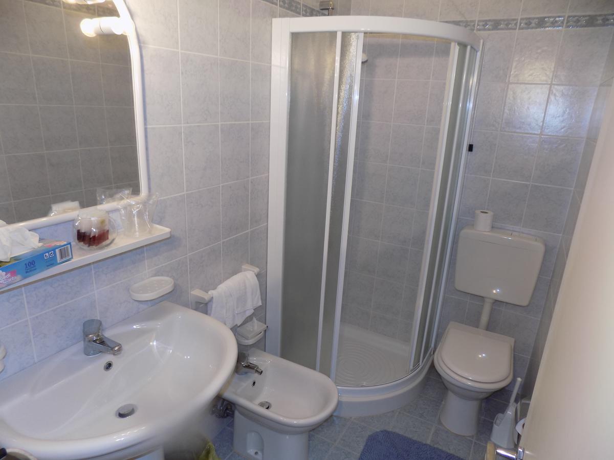 Hotel Udinese Da Aldo Jesolo Buitenkant foto